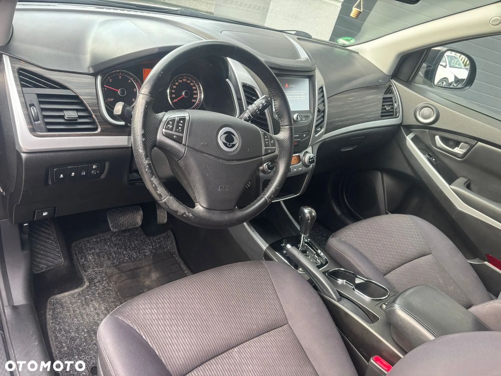 SsangYong/KGM Korando 2.2 e-XDi 220 4WD Automatik Quartz - 13