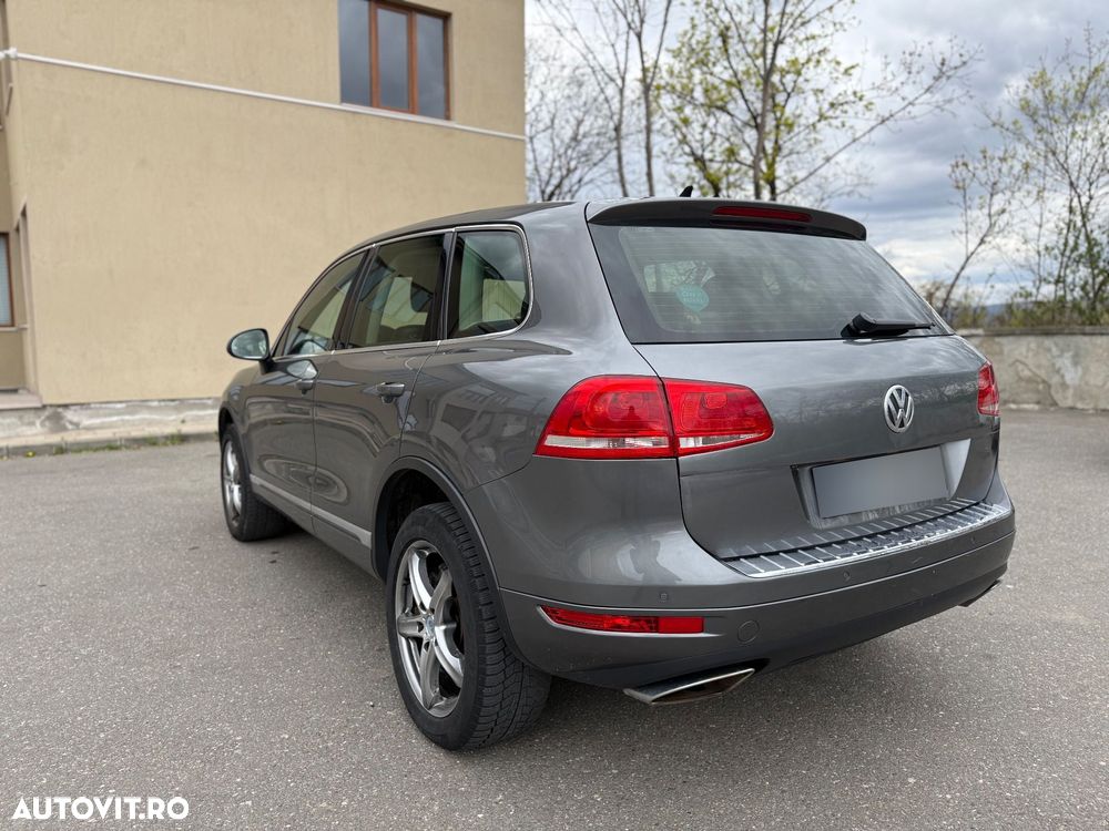 Volkswagen Touareg 3.0 V6 TDI BMT - 13