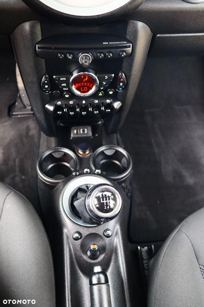 MINI ONE Standard - 8
