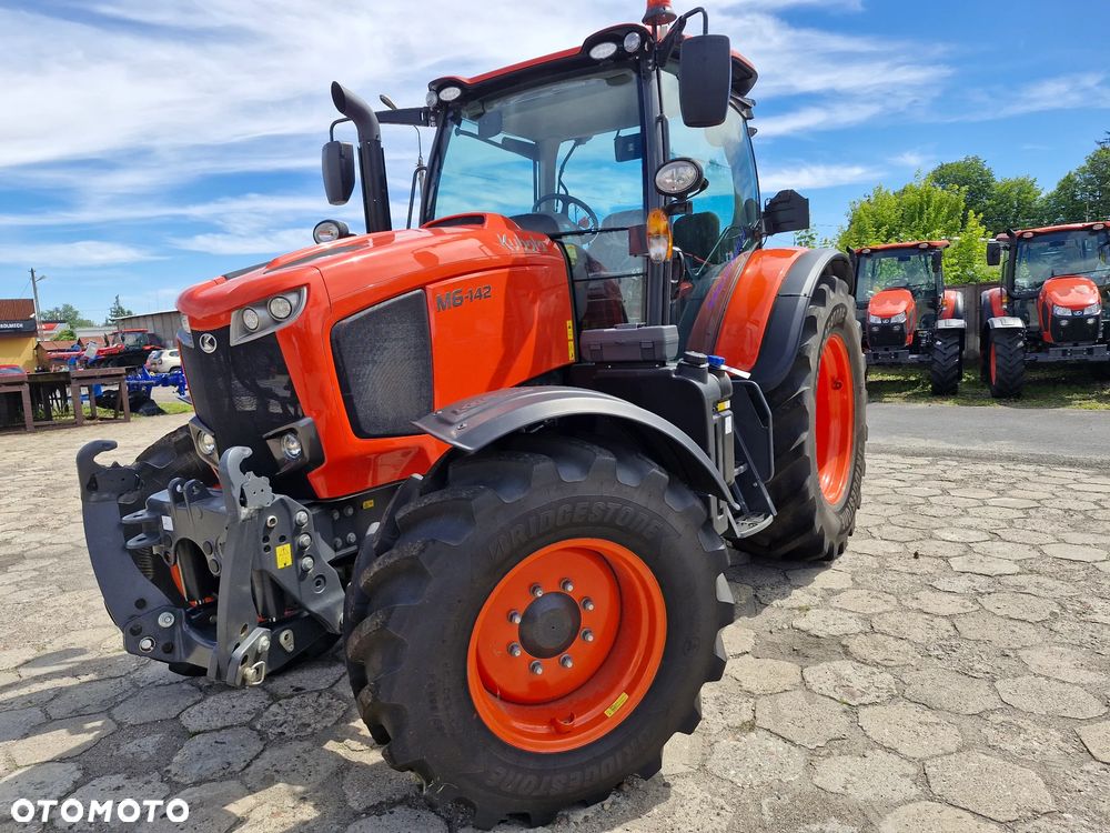 Kubota M6142 - 2