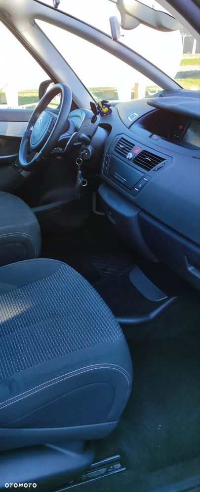 Citroën C4 Picasso - 8