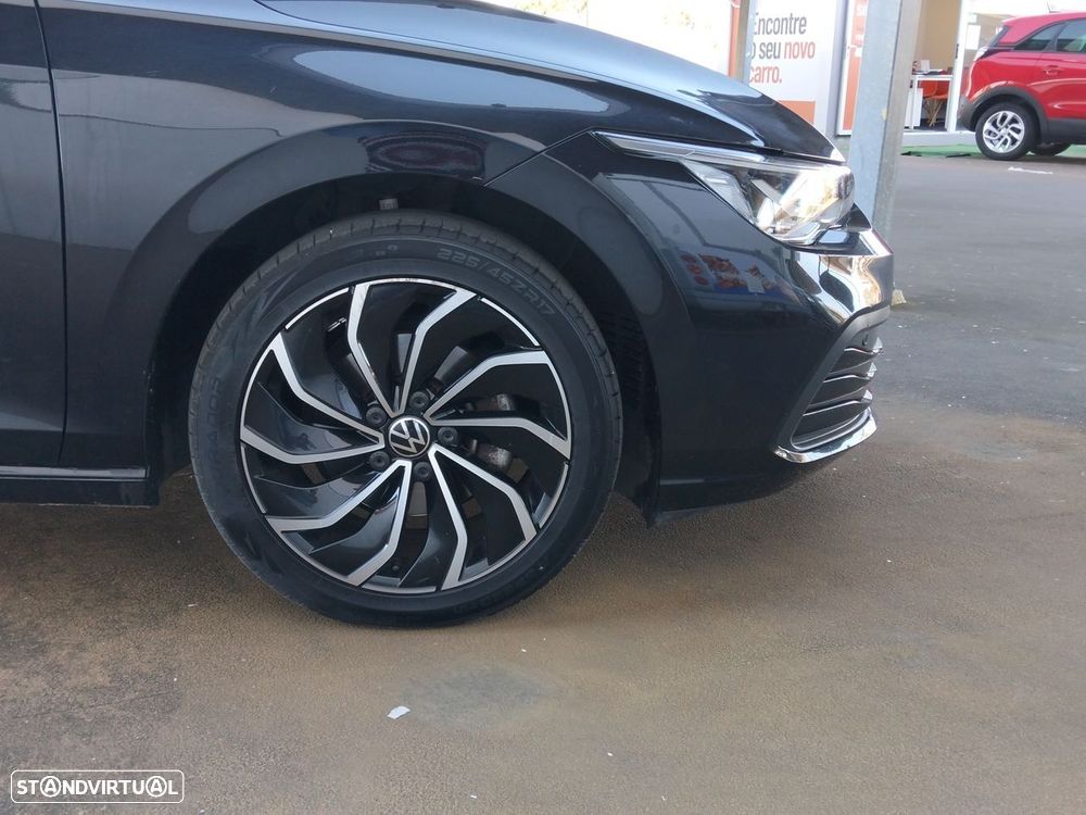 VW Golf 1.0 TSI Life - 23