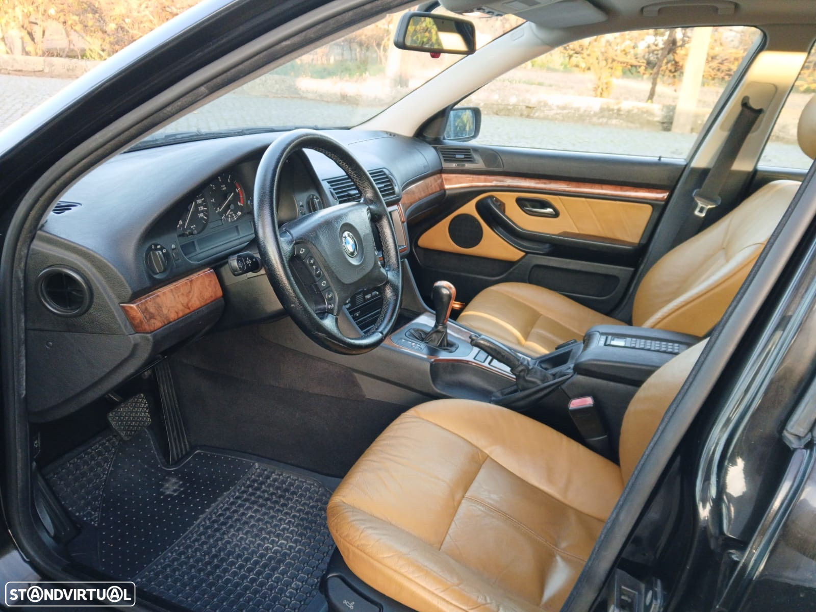 BMW 530 dA Touring - 10