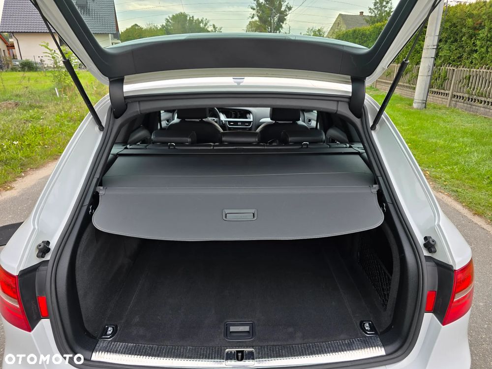 Audi A4 Avant 2.0 TDI DPF quattro S line Sportpaket - 39