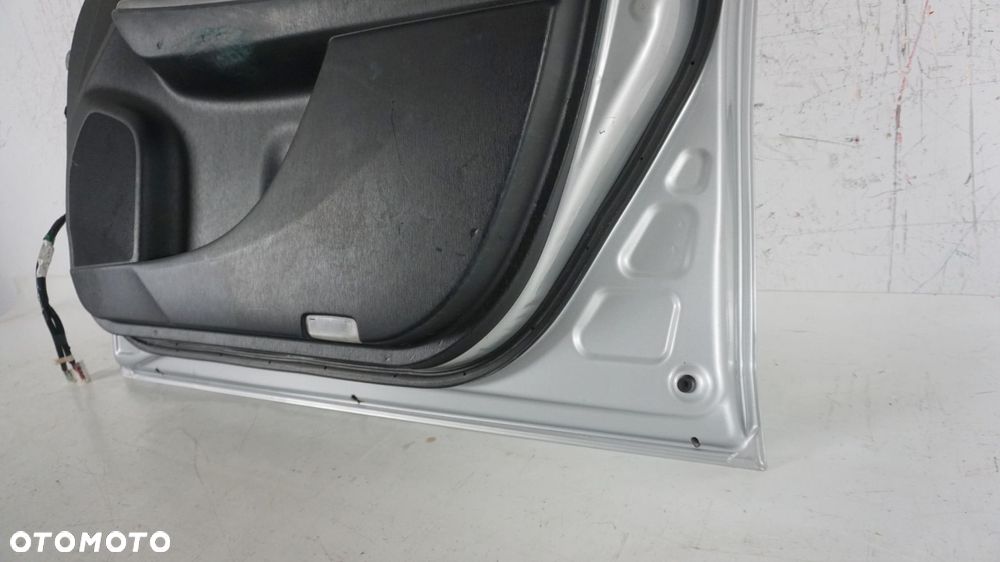 DRZWI PRAWY PRZÓD PRAWE PRZEDNIE TOYOTA PRIUS+ LIFT PRIUS + PLUS 15-18 1F7 - 9