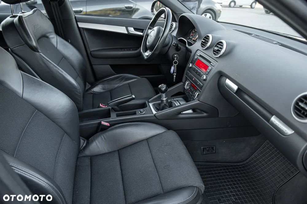 Audi A3 Sportback 1.8 TFSI quattro S line Sportpaket - 7