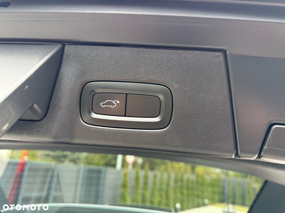 Volvo V90 Cross Country T5 AWD Pro - 14