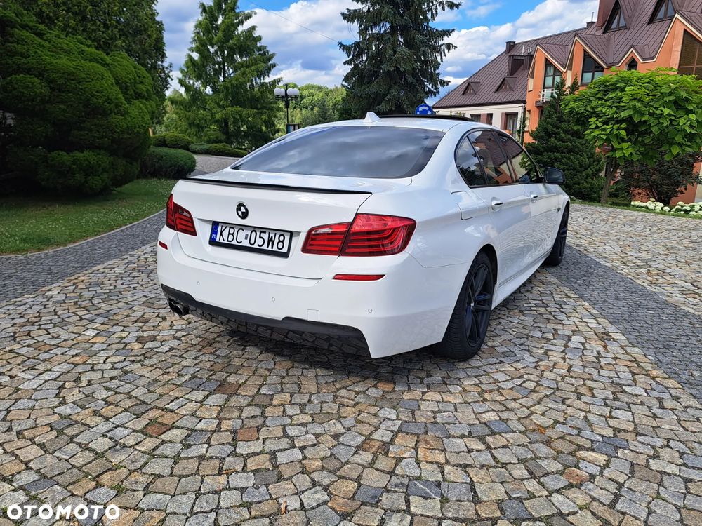 BMW Seria 5 528i xDrive - 5
