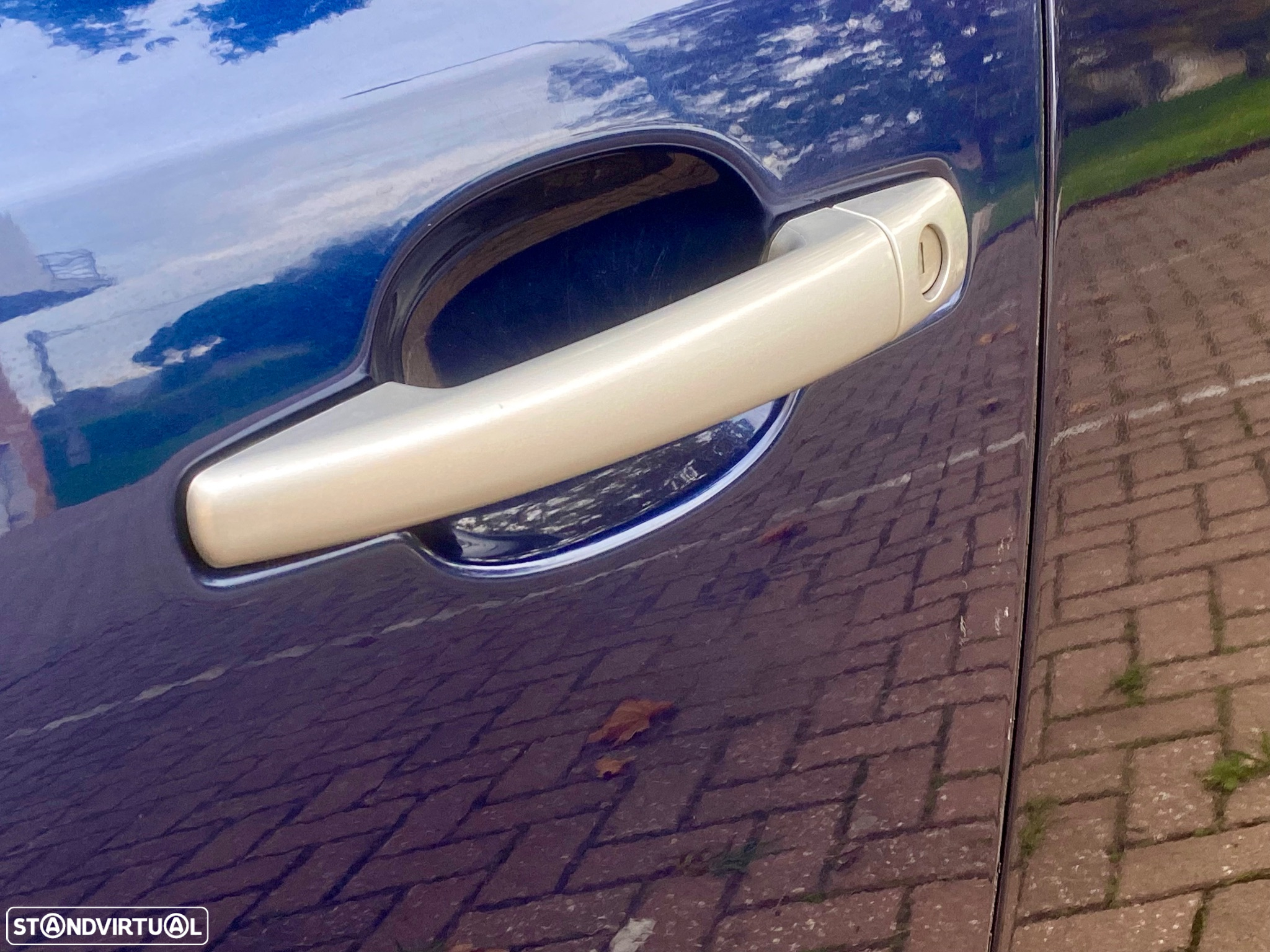 Citroën C4 1.6 HDi 110 Exclusive - 3