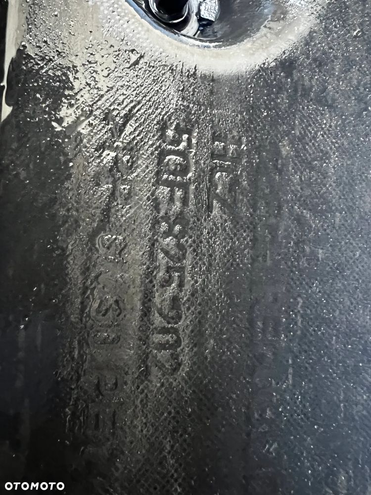 Audi Q3 83A VW OSŁONA PODWOZIA PRAWA LEWA 5QF825201 5QF825202 - 5