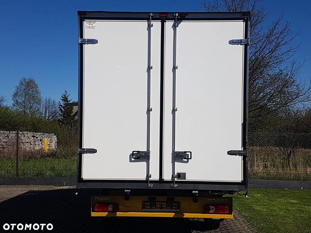 Renault MASTER KONTENER 8EP 4,21x2,23x2,23 KLIMA KRAJOWY MANUAL  6-BIEGÓW DMC 3500 KG - 16