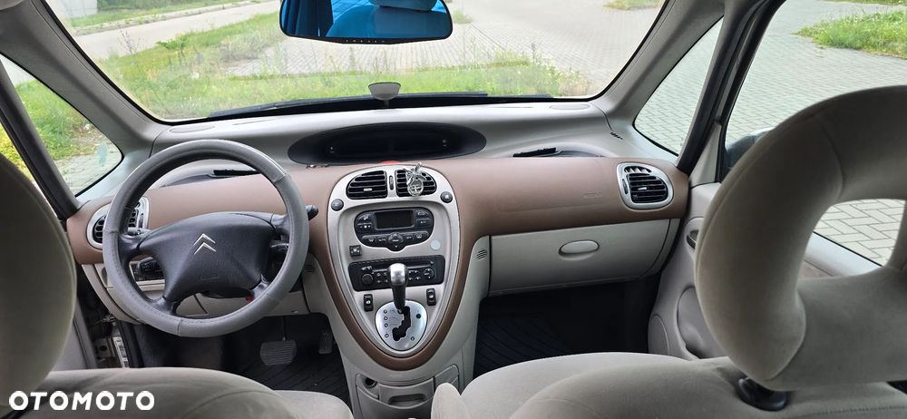 Citroën Xsara Picasso - 9