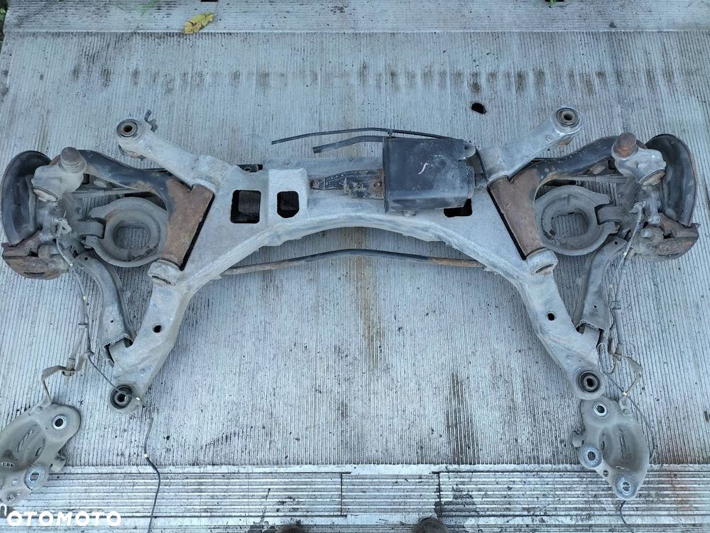 KOMPLETNE ZAWIESZENIE BELKA SANKI TYŁ VOLVO S60 I 09492948 - 2