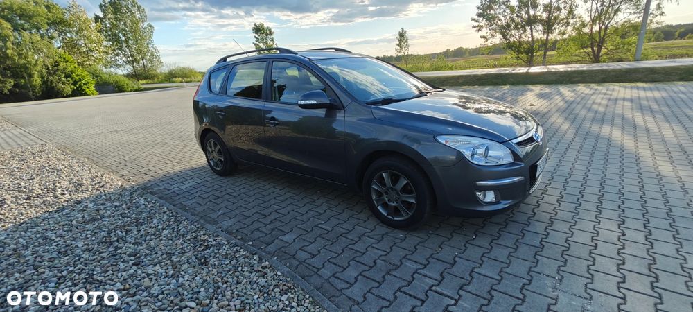 Hyundai i30 i30cw 1.6 Edition Plus - 14