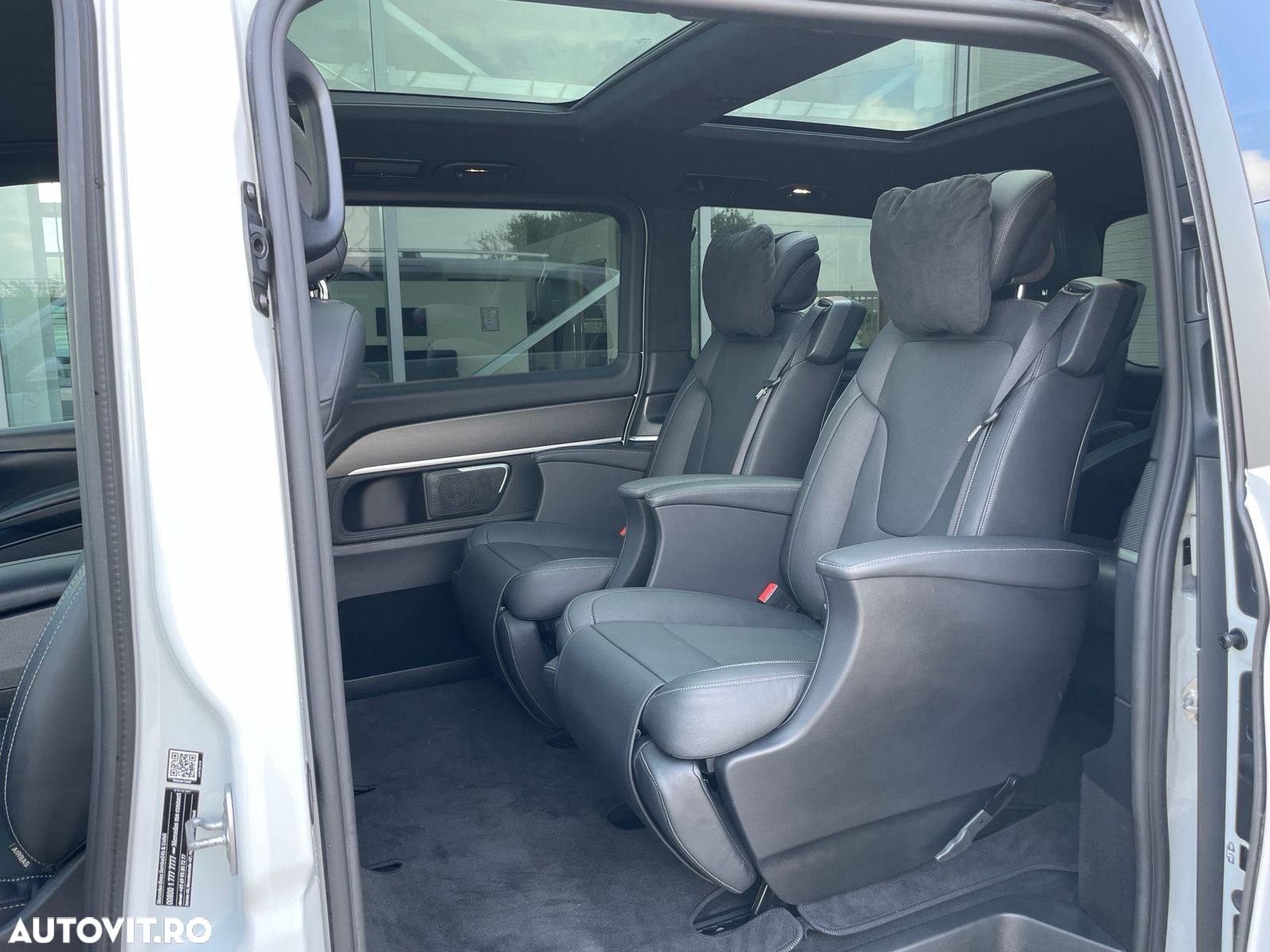 Mercedes-Benz V 300 d lang 4Matic 9G-TRONIC Exclusive - 18