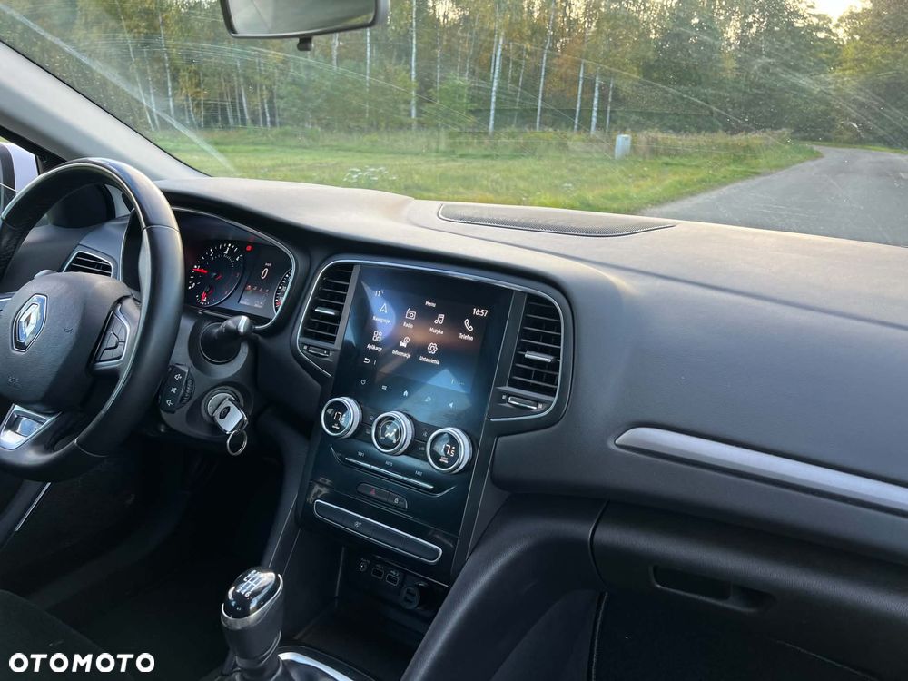 Renault Megane 1.5 Blue dCi Intens - 8