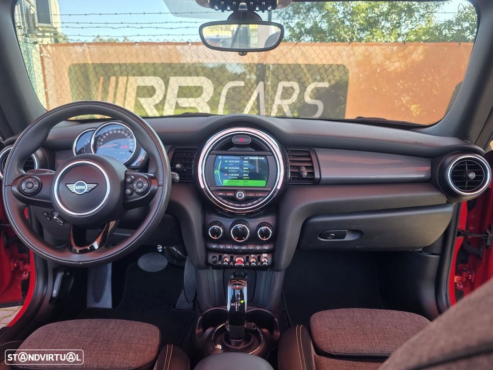 MINI Cabrio Cooper Auto - 11