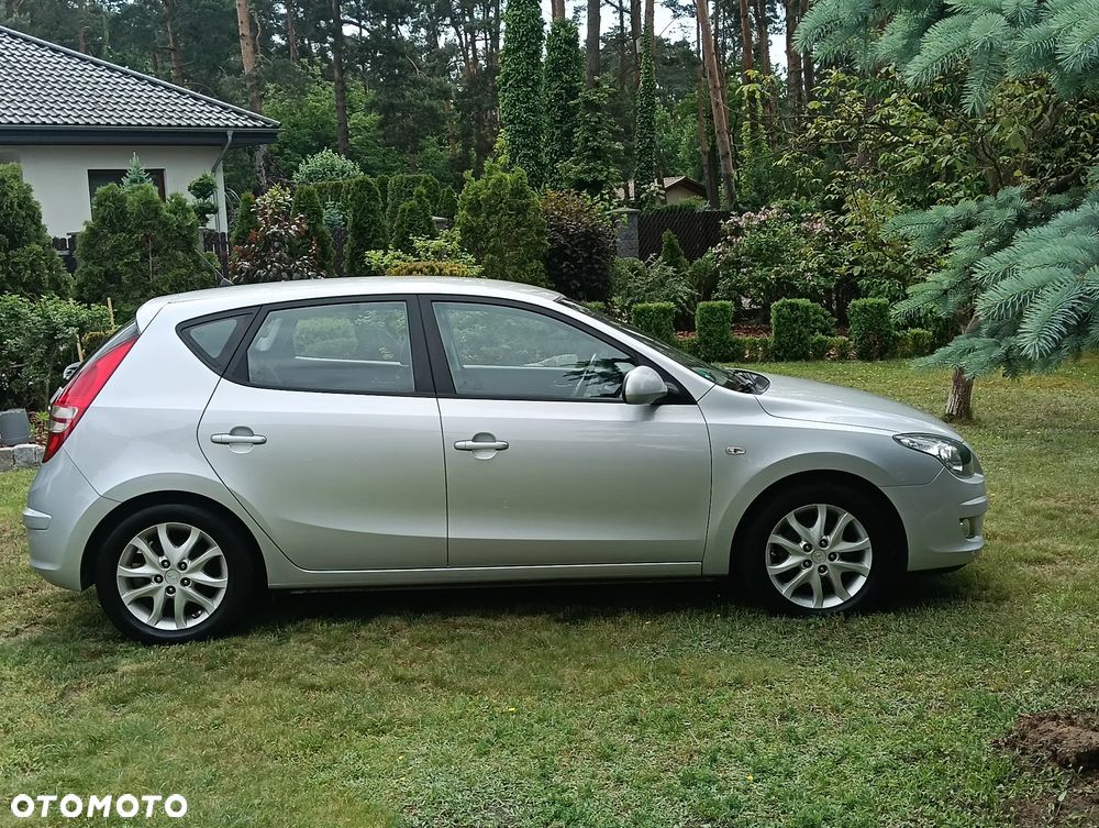 Hyundai i30 i30cw 1.4 Edition Plus - 16