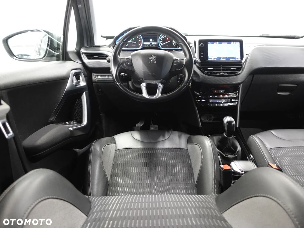 Peugeot 2008 1.5 BlueHDi Crossway - 27