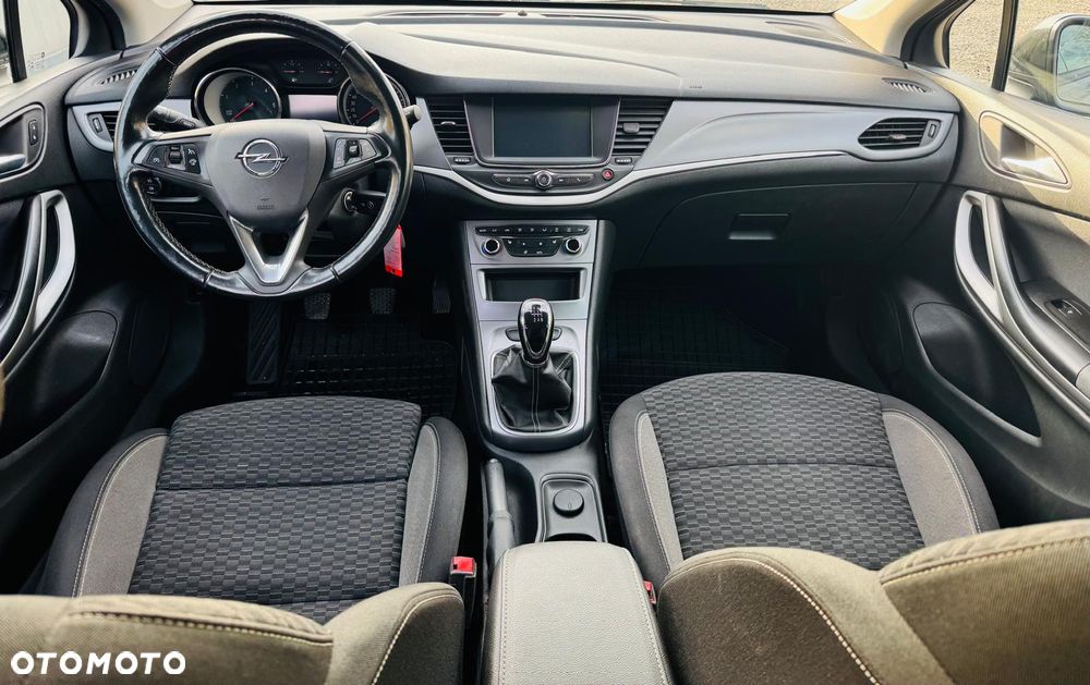 Opel Astra 1.5 D Start/Stop Business Elegance - 8