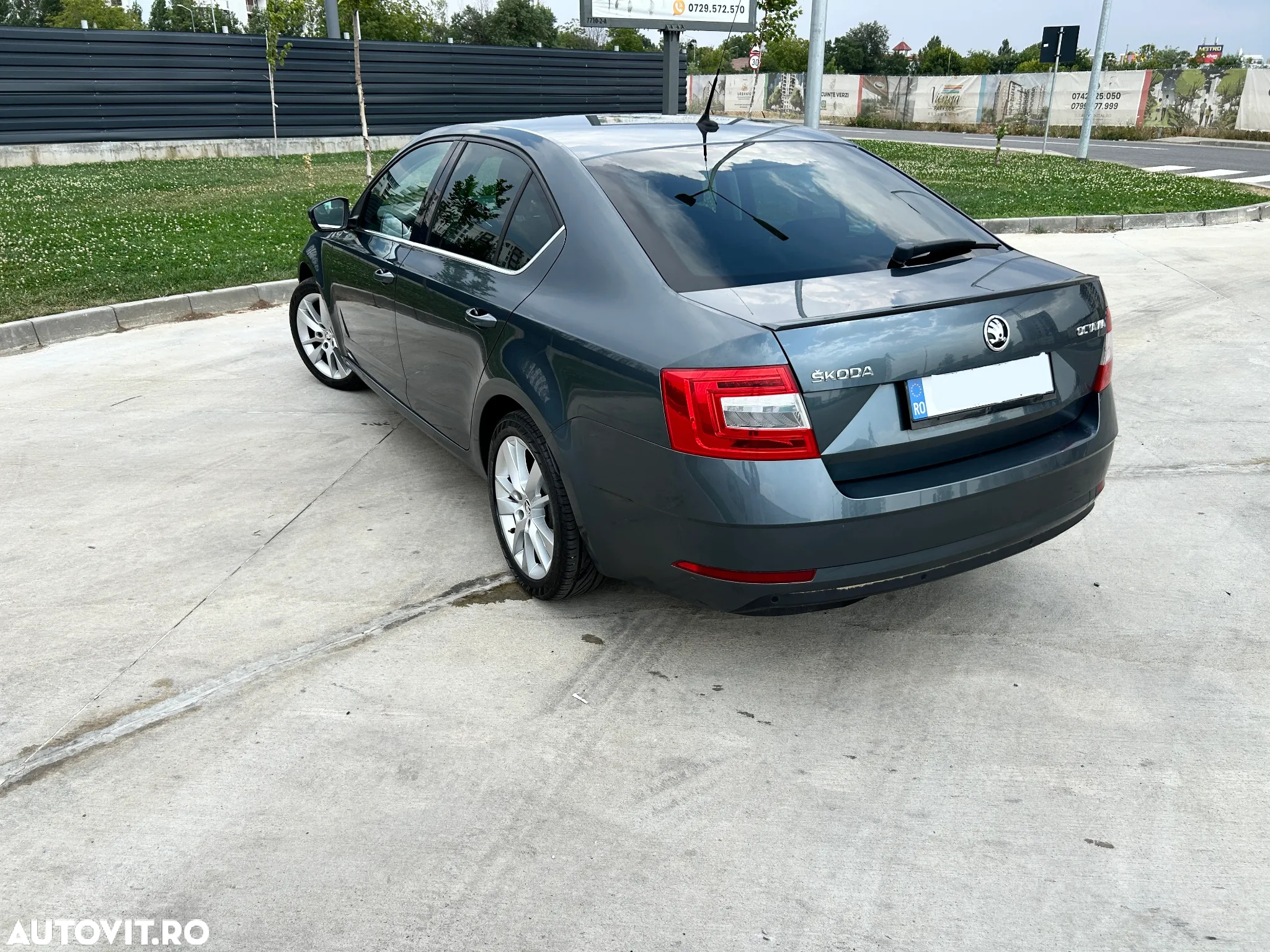 Skoda Octavia 2.0 TSI DSG Ambition - 22