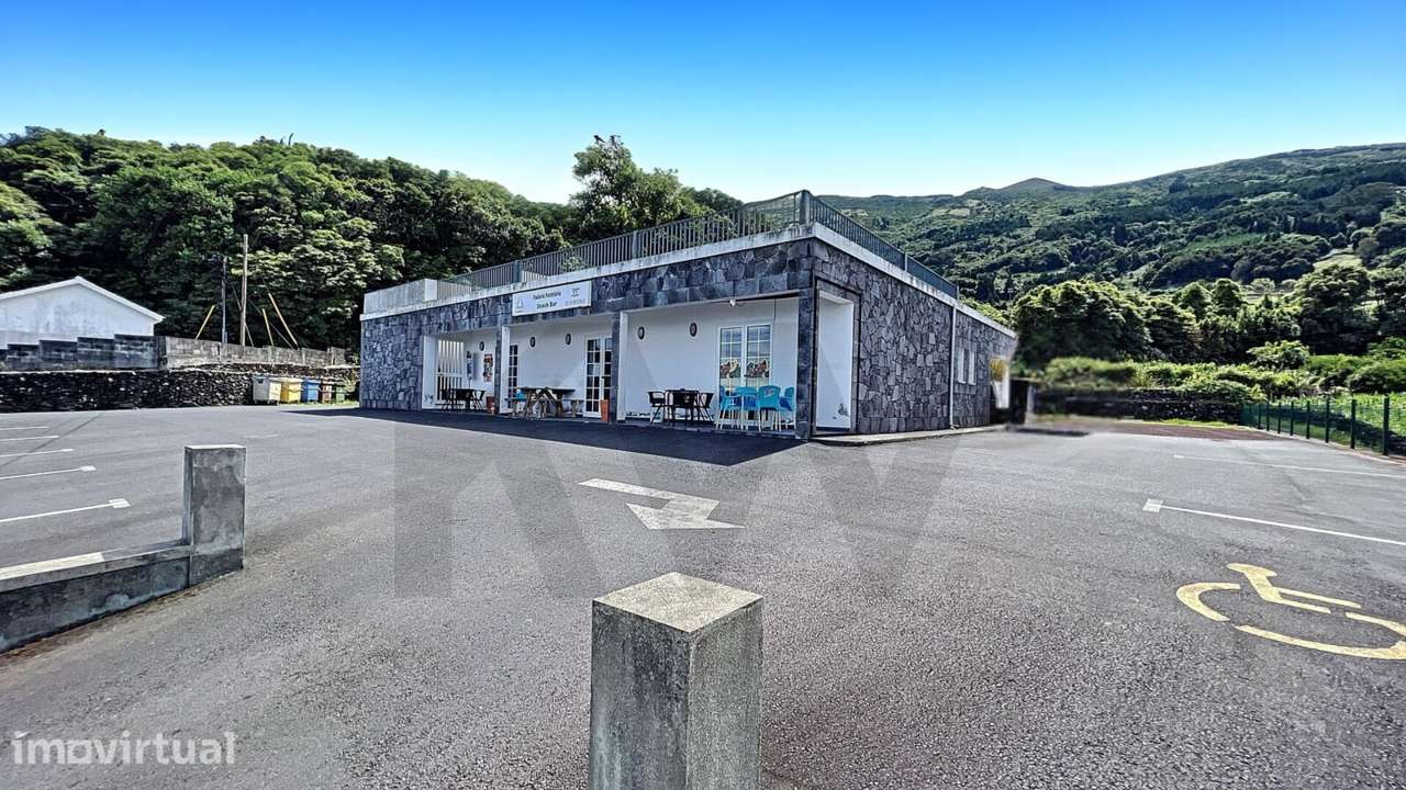 Edifício Comercial com Vista para o Atlântico e Potencial de Expansão - Grande imagem: 2/19