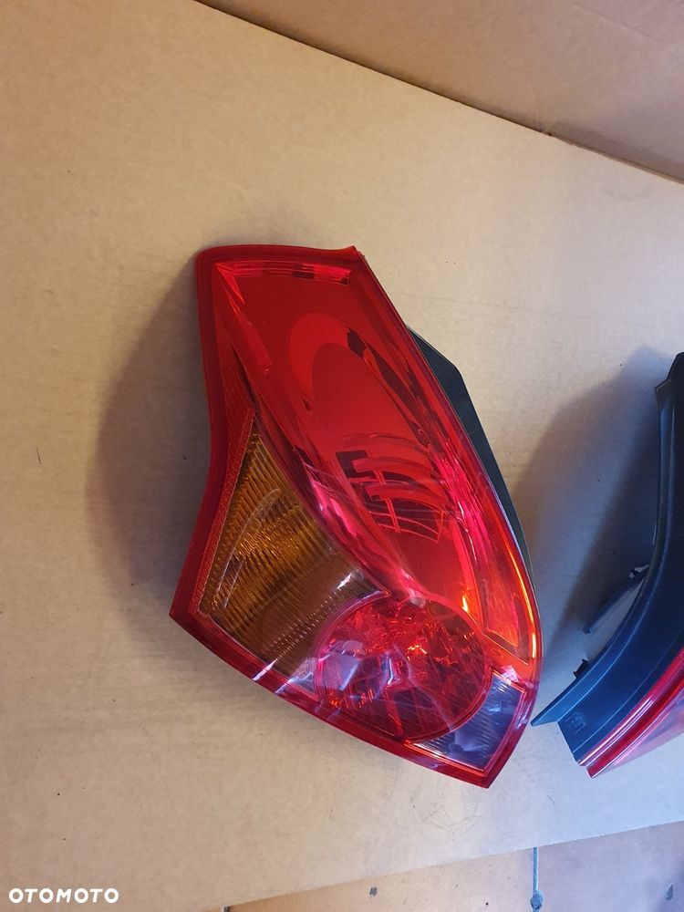 LAMPA PRAWY LEWY TYŁ KIA PRO CEED 1 I 3 DRZWI - 3