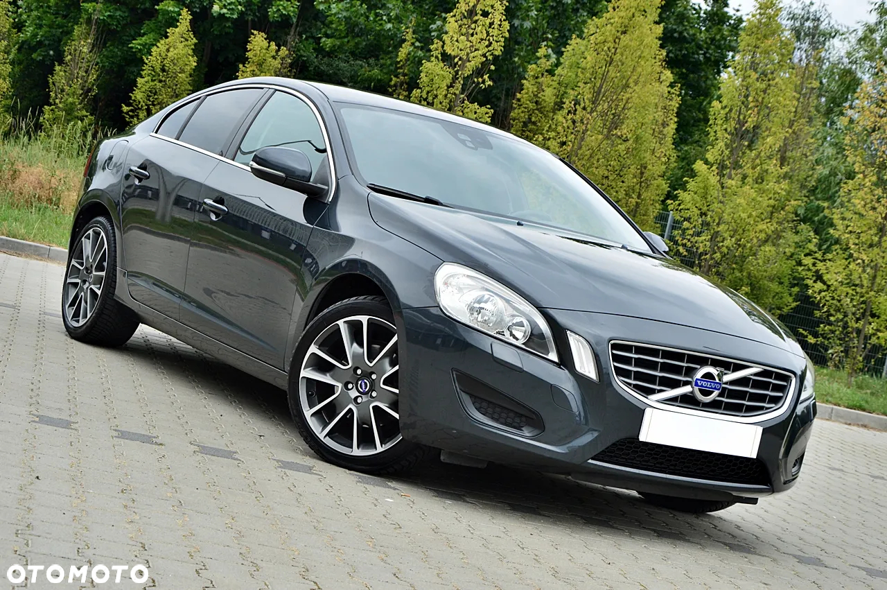 Volvo S60 D3 Momentum - 13