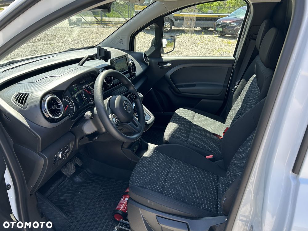 Mercedes-Benz E-citan - 10
