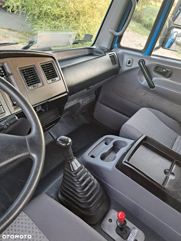 Nissan ATLEON - 9