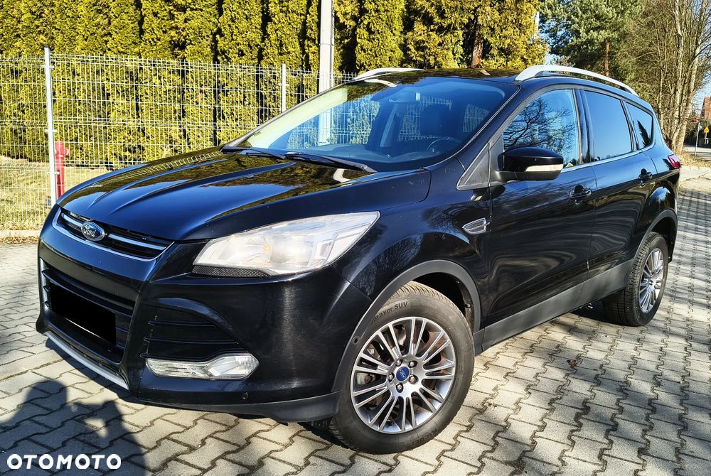 Ford Kuga 2.0 TDCi 2x4 Titanium - 2