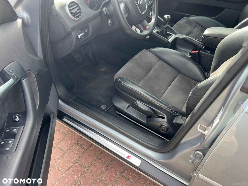 Audi A3 Sportback 1.4 TFSI S line Sportpaket (plus) - 24