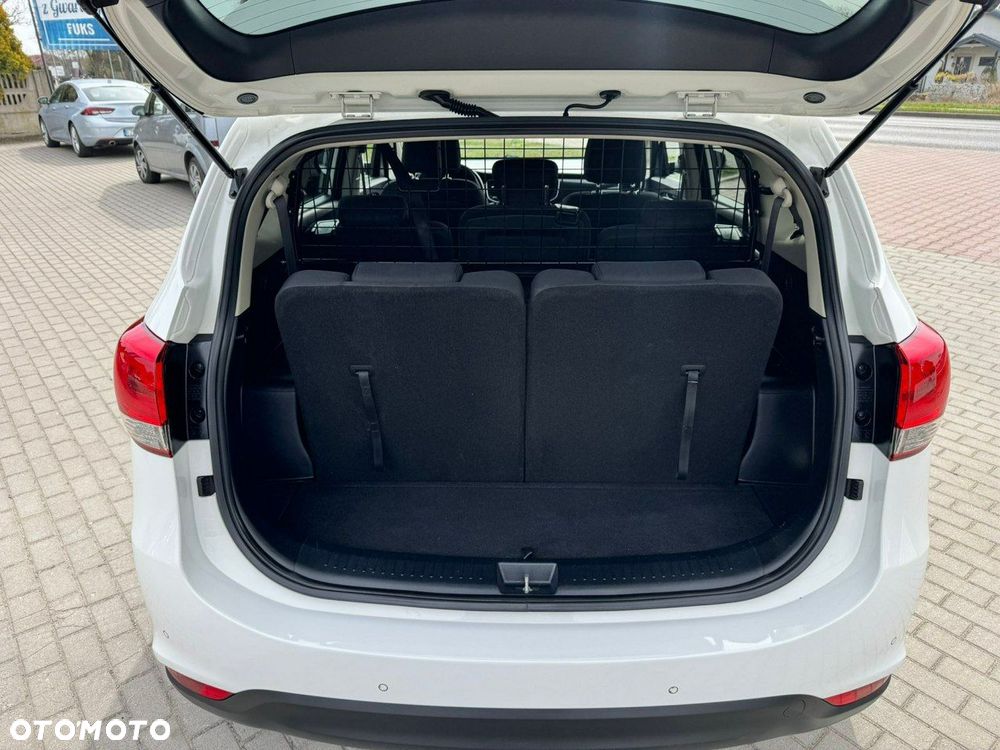 Kia Carens 1.6 GDI Dream-Team Edition - 27