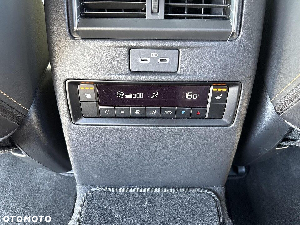 Mazda CX-80 - 17