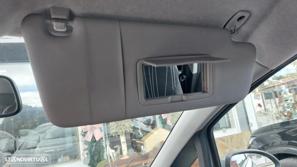 Opel Corsa 1.4 16V Edition - 12