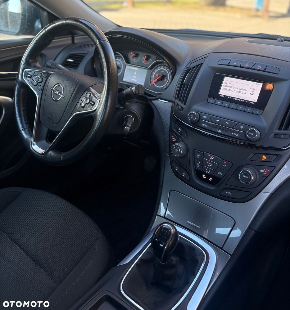 Opel Insignia - 12