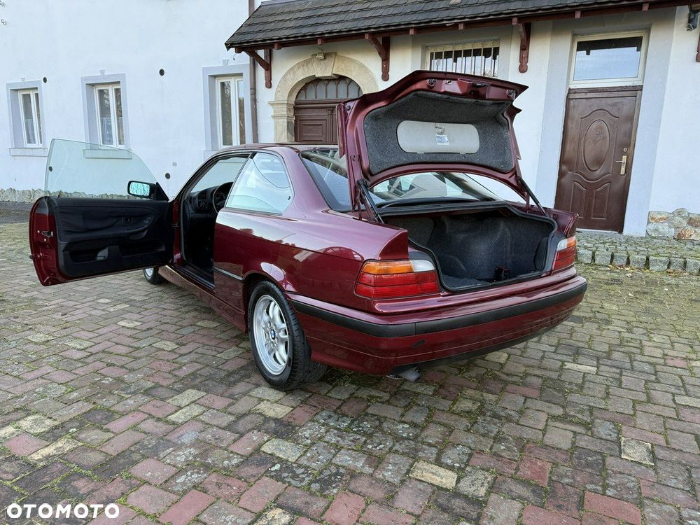 BMW Seria 3 316i - 16