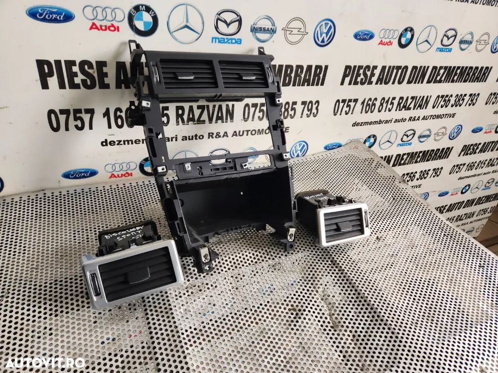 Grile Grila Aerisire Ventilatie Bord Stanga Dreapta Centrala Land Rover Discovery Sport L550 An 201 - 1