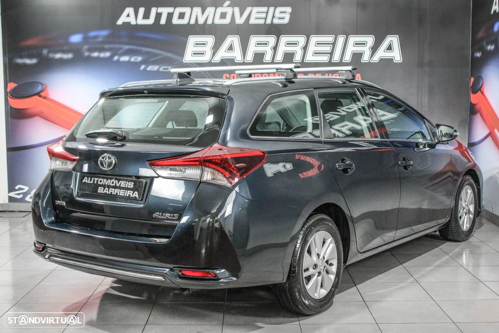 Toyota Auris Touring Sports 1.4 D-4D Comfort - 4