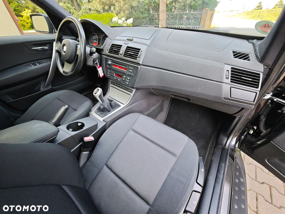 BMW X3 2.0i - 27