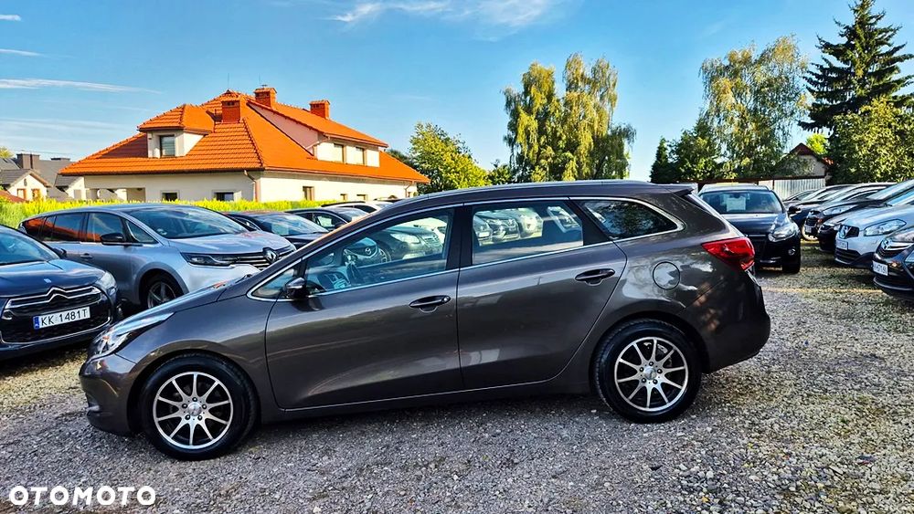 Kia Ceed 1.6 GDI XL - 22