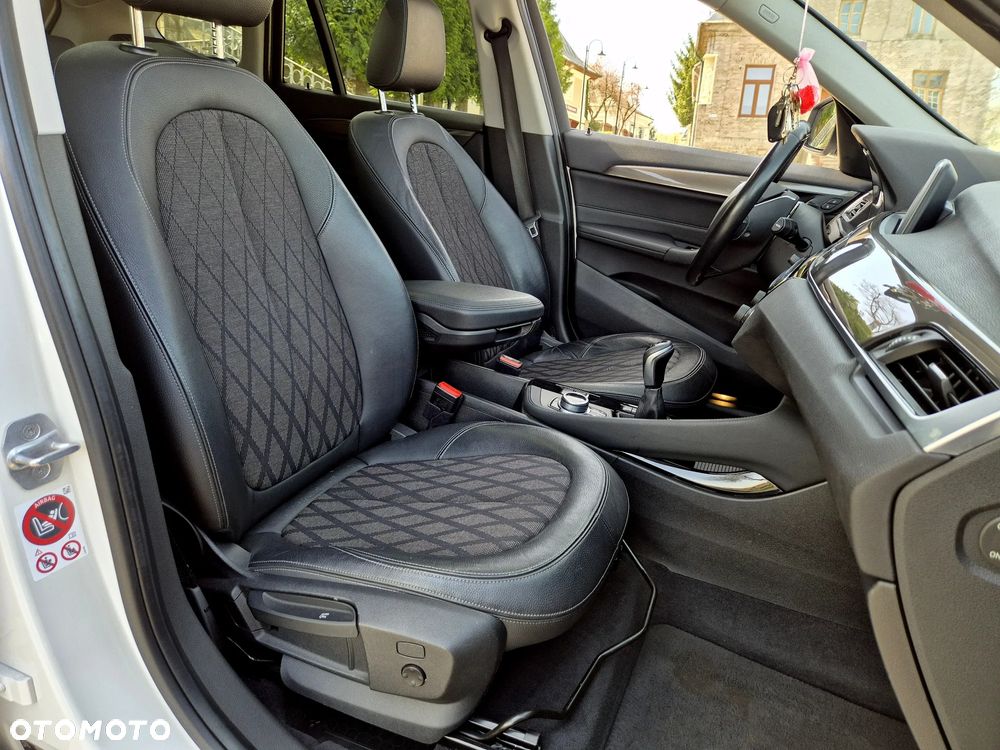 BMW X1 sDrive18d xLine - 9