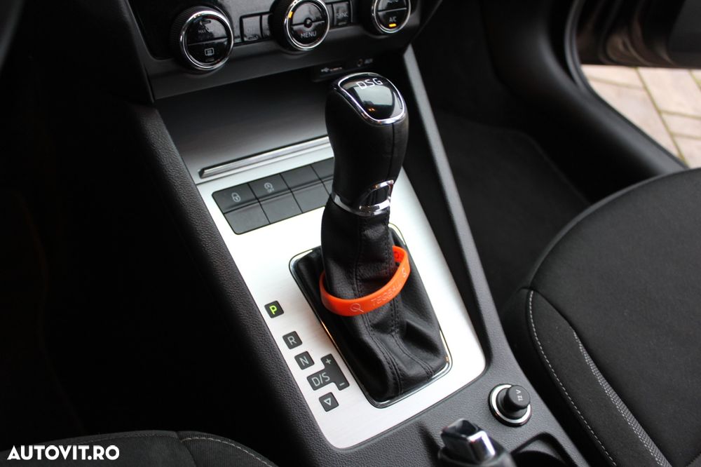 Skoda Octavia 1.6 TDI DSG Ambition - 14