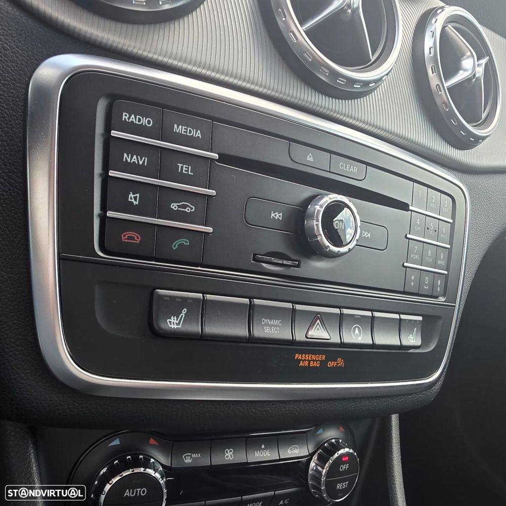 Mercedes-Benz GLA 180 CDI Urban Aut. - 25