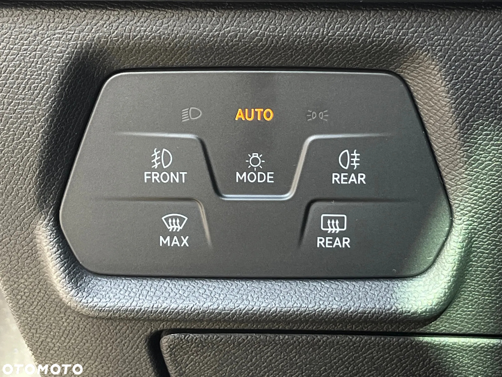 Cupra Formentor 1.4 e-Hybrid VZ DSG - 23