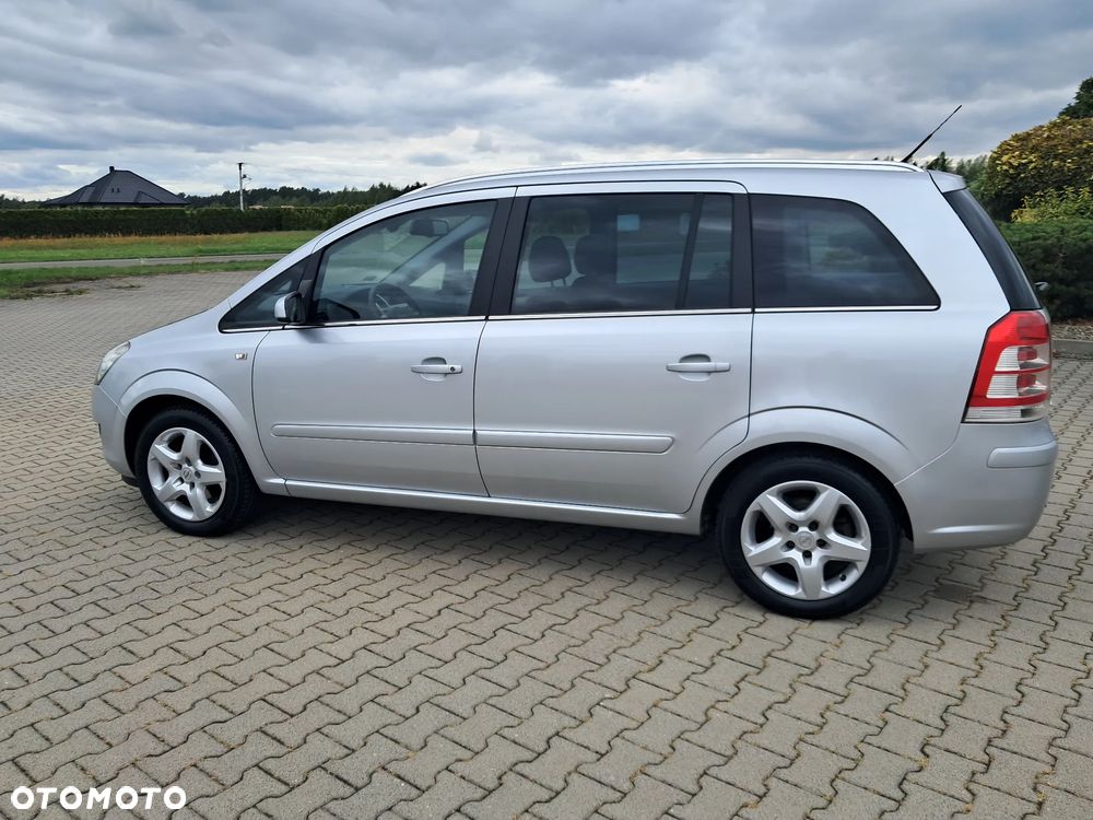 Opel Zafira 1.8 Edition 111 Jahre - 16