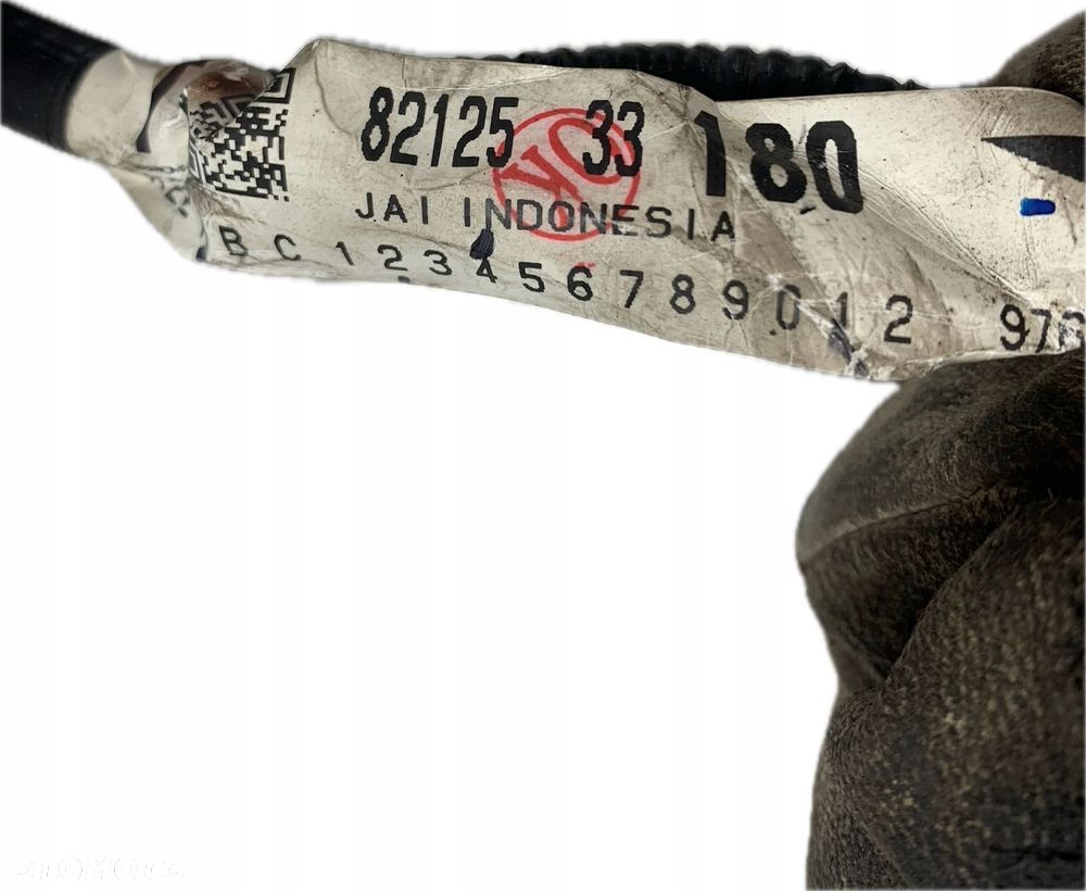 P4 TOYOTA RAV4 V 5 2020- 2.5 HYBRID LISTWA WIĄZKA WTRYSKOWA 82125-33180 - 3