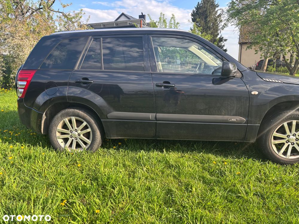 Suzuki Grand Vitara 2.0 De luxe - 6