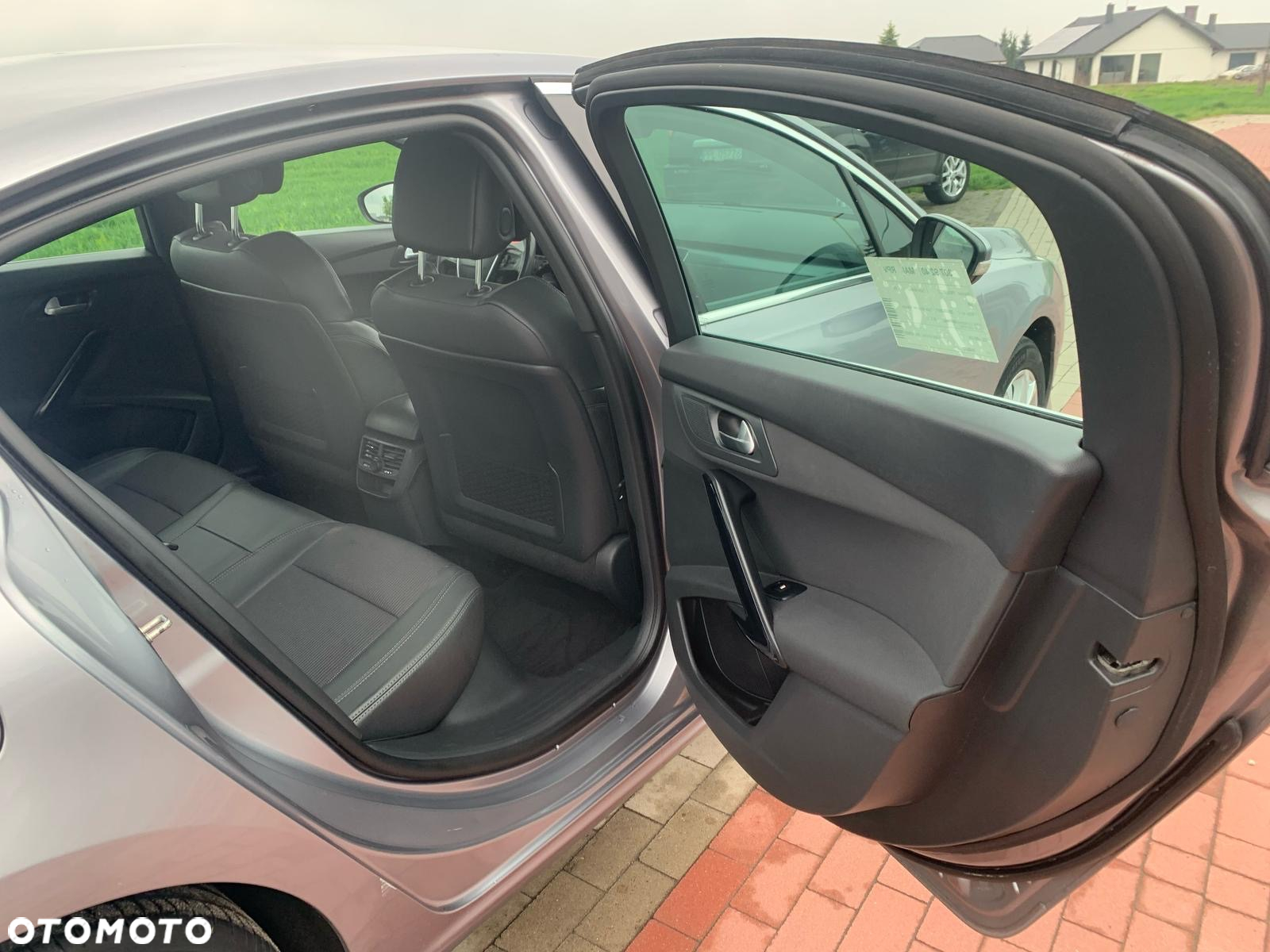 Peugeot 508 1.6 e-THP Active S&S - 31