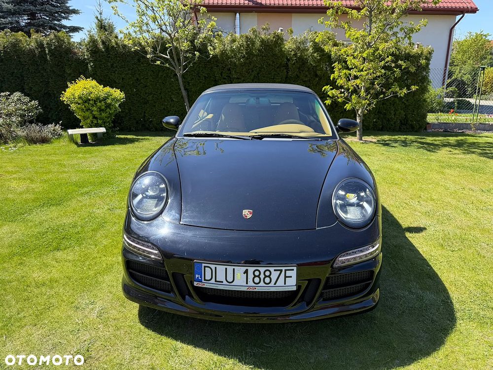 Porsche 911 Carrera - 13